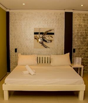 Hotel Alona Northland Resort