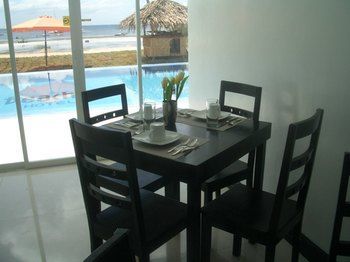 Bohol South Beach Hotel