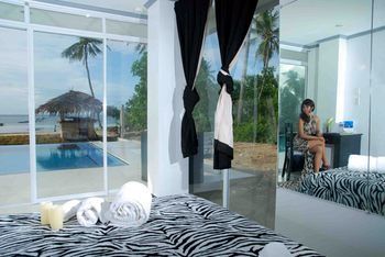 Bohol South Beach Hotel