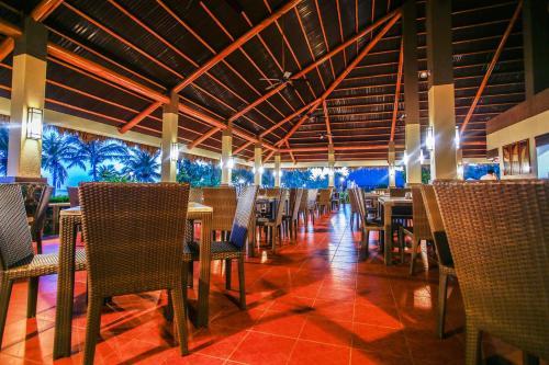 Hotel Bohol Beach Club