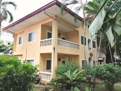 Posada Sun Apartelle