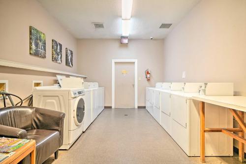 Apartamento Inviting Condo With Balcony And Community Pool!