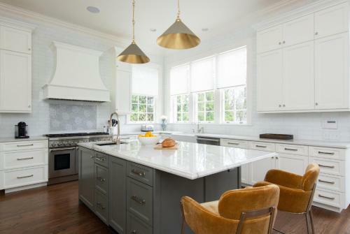 The Above Nashville Historic Charm Estate