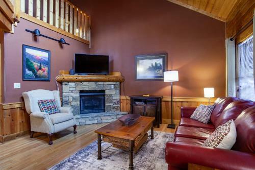Big Bear Cabin Hot Tub Community Amenities
