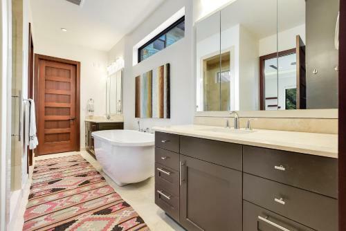 The Above Oakwood Estate