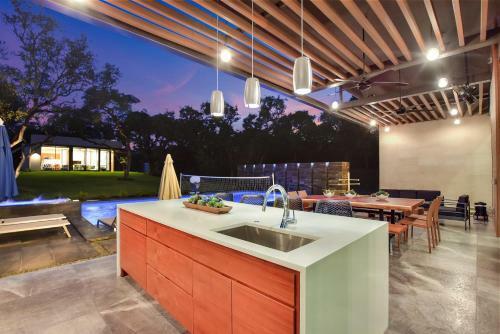 The Above Pinnacle Estate