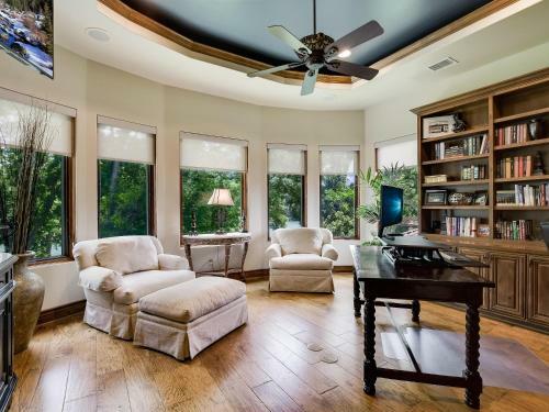 The Above Casa Tranquility On Lake Austin
