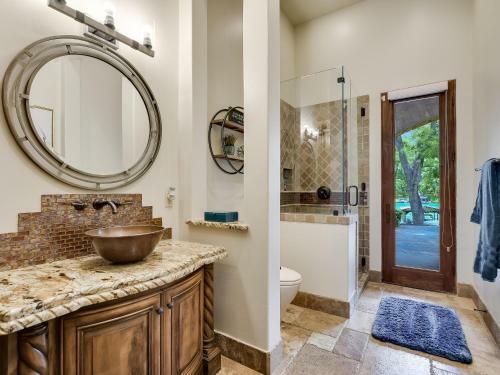 The Above Casa Tranquility On Lake Austin