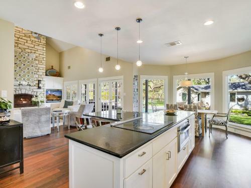 The Authentic Westlake Estate Austin