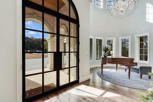 The Above Ridgeview Estate On Lake Austin