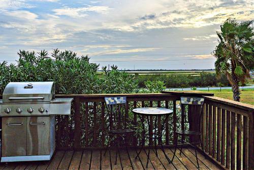 Bay Front Home With Spectacular Sunrise Views