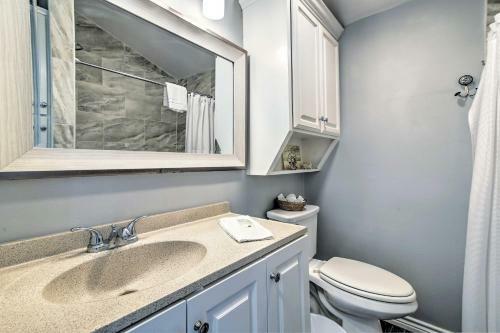 Cozy Port Isabel Home With Golfing On-site!
