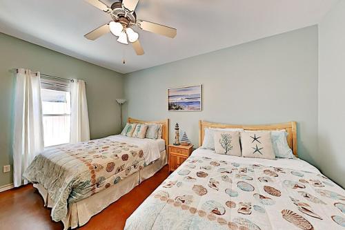 Parrot's Hideaway Townhouse