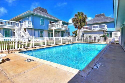 Apartamento Ec105 Newly Renovated, 2 First Floor Condo, Shared Pool & Grill, Boardwalk