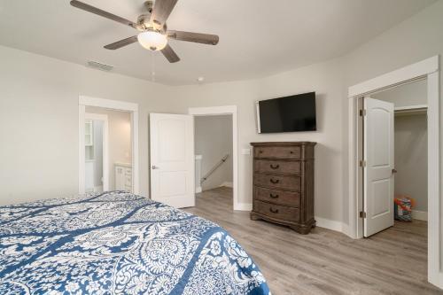 11th Heaven Townhouse