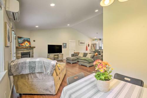 Seaside Property With Fire Pit, Steps To Beach!