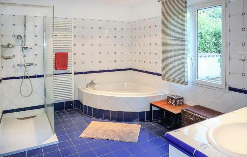 Beautiful Home In Mont�limar With 3 Bedrooms