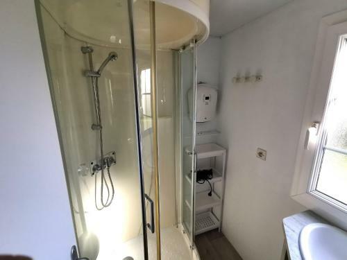 Chalet Proche De La Mer - Piscines Chauffees