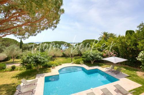 Villa Capilla, Sea View