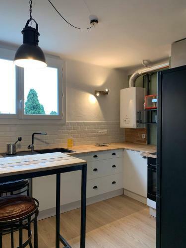 Toulouse Centre Superb Apartment With Parking