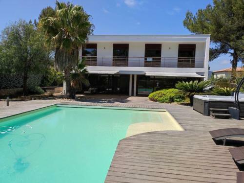 Villa Diane Yourhosthelper