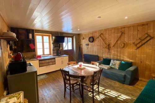 Apartamento Authentique Logement De Colpoteur