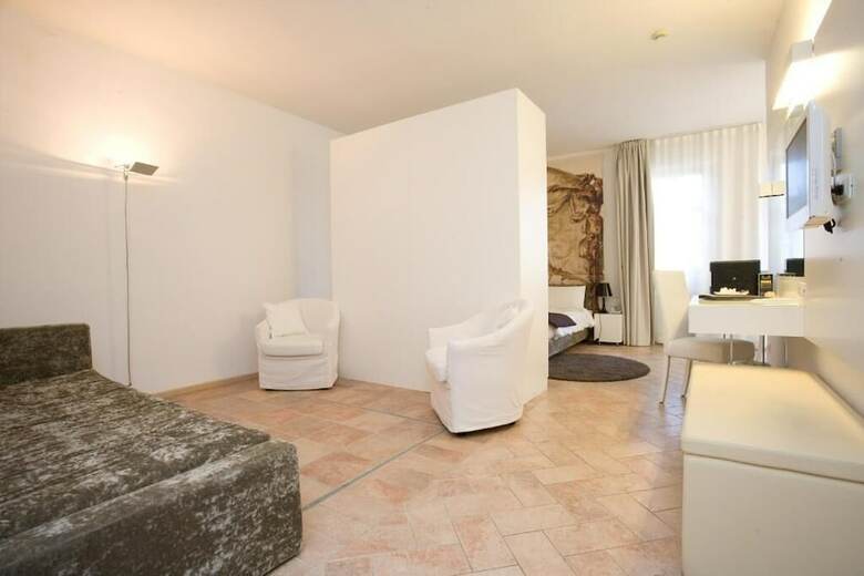 Hotel Castello Di Santa Vittoria