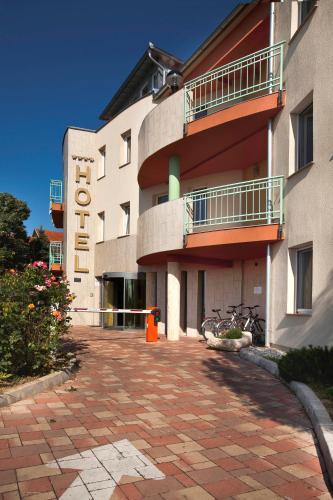 Hotel Makar Sport & Wellness