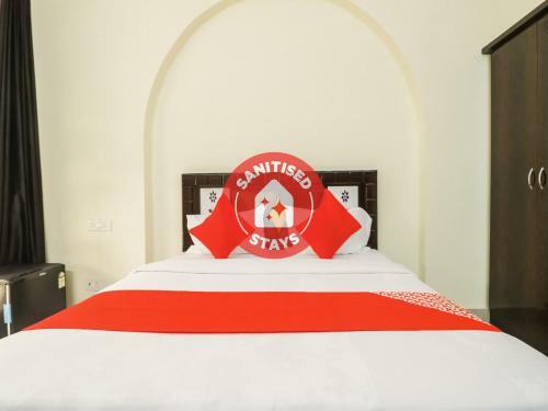Hotel Oyo 77846 The Golden Bridge