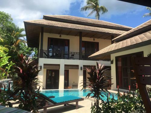 Private 4 Bed Villa In Maenam Ko Samui