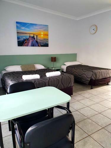 Sunseeker Motel