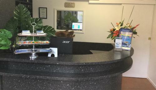 Sunseeker Motel