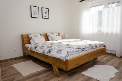 Apartm�ny U Kota?k?