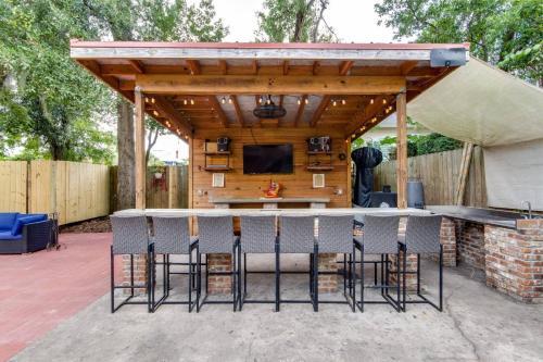 Jbh 115 W 2nd Apt #2