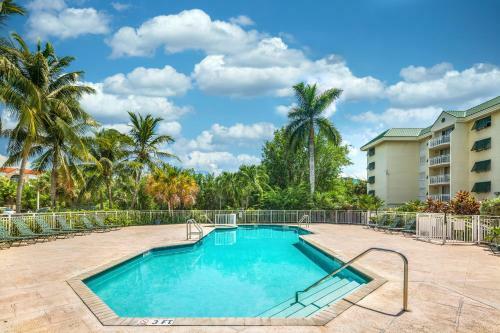 Sunrise Suites - Butterfly Nest #107