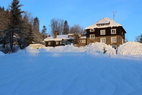 Hostal Chata Kov�rna