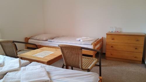 Hostal Baur? Dv?r