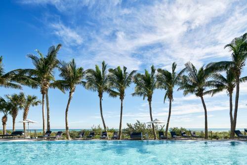 Hotel Carillon Miami Wellness Resort