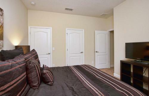 Paradise Palms- 4 Bed Townhome W/splashpool-3080pp