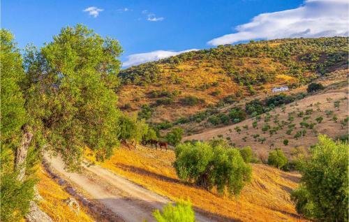 Three-bedroom Holiday Home In El Gastor