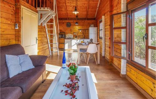 Three-bedroom Holiday Home In El Gastor