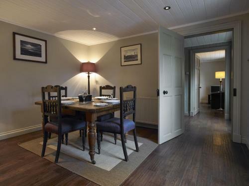 Dunvegan Castle Rose Valley Cottage