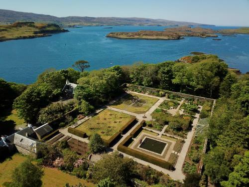 Dunvegan Castle Rose Valley Cottage