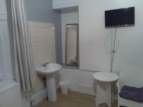 Clifton Hotel & Bar Newcastle