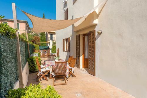 Apartment Can Gorri�