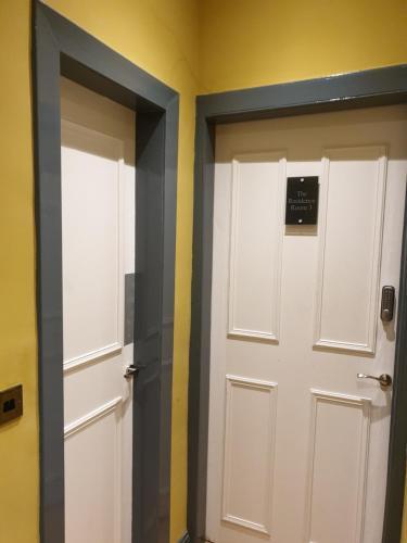 Hostal Lower Gilmore Place Edinburgh