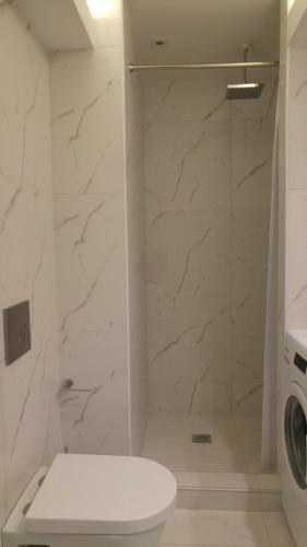 Laura Aristotelous Square Apartment