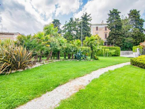 Classy Apartment In Cupramontana With Swimming Pool