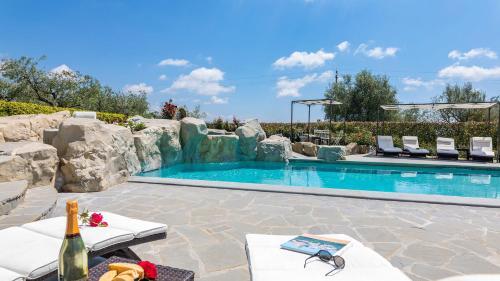 Villa La Madonnina 15&2