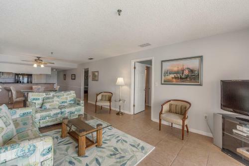 201 Beach Place Condos